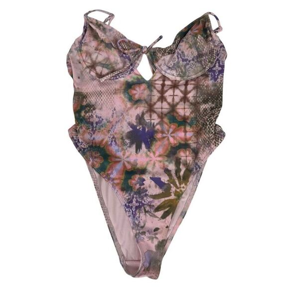 UO Out From Under One Piece Swimsuit size Large Pink Underwire - Picture 1 of 7